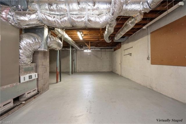 2416 Parkway Drive, Winston-salem, NC 27103