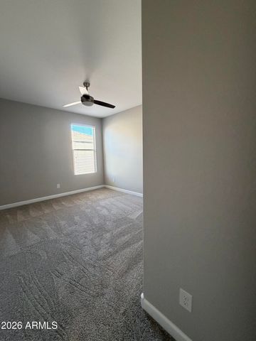 658 W BELMONT RED Trail, San Tan Valley, AZ 85143