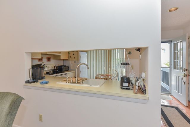 1637 NE Nautical Place 802, Jensen Beach, FL 34957