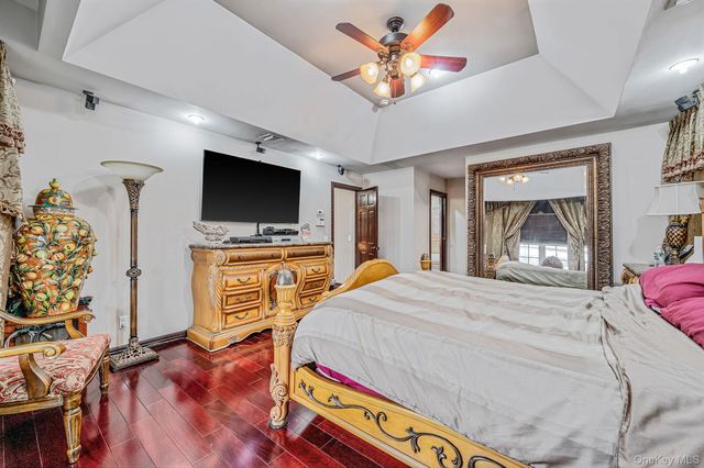 120 Waldo Street, Copiague, NY 11726