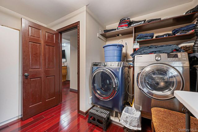 120 Waldo Street, Copiague, NY 11726