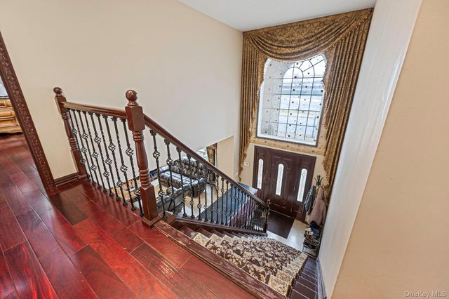 120 Waldo Street, Copiague, NY 11726