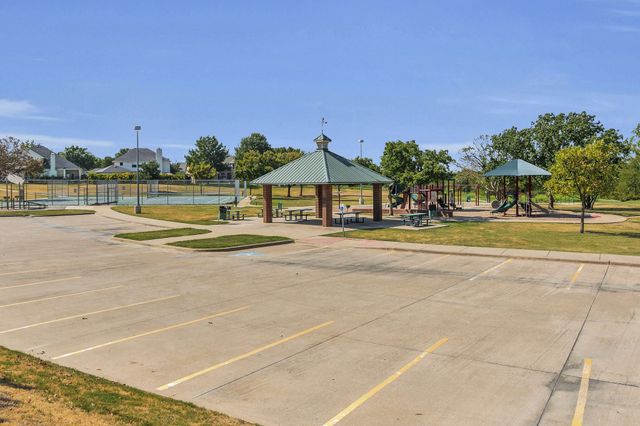 5225 Merced Drive, Fort Worth, TX 76137
