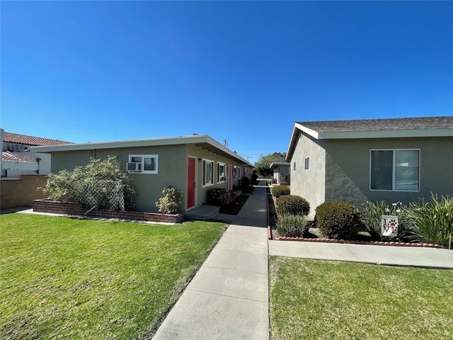 1015 N Azusa Avenue 06, Azusa, CA 91702