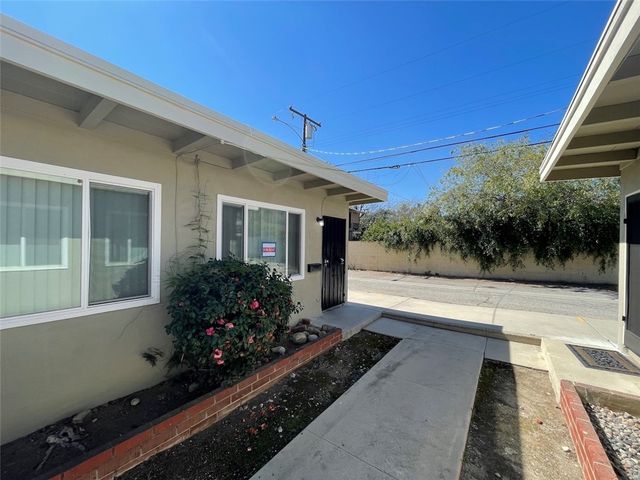 1015 N Azusa Avenue 06, Azusa, CA 91702