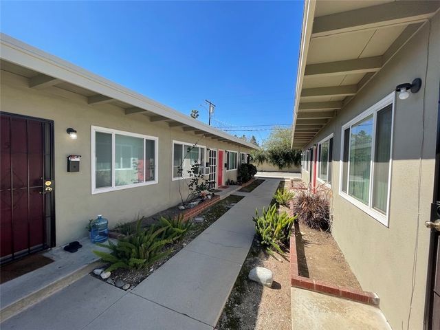 1015 N Azusa Avenue 06, Azusa, CA 91702