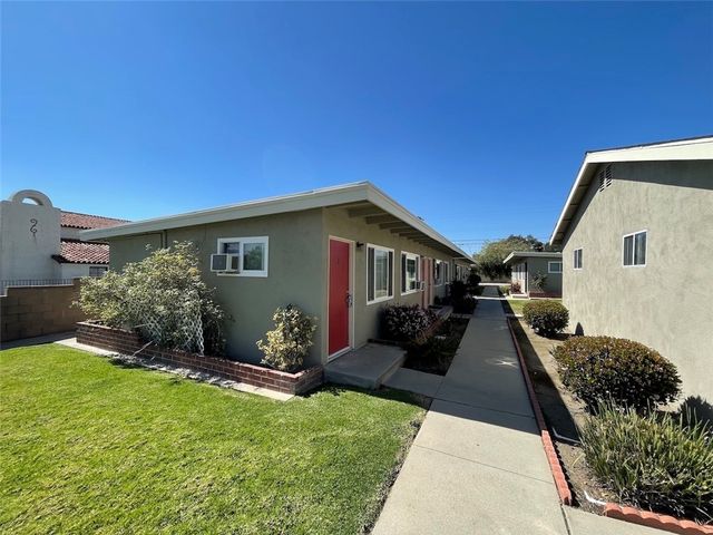 1015 N Azusa Avenue 06, Azusa, CA 91702