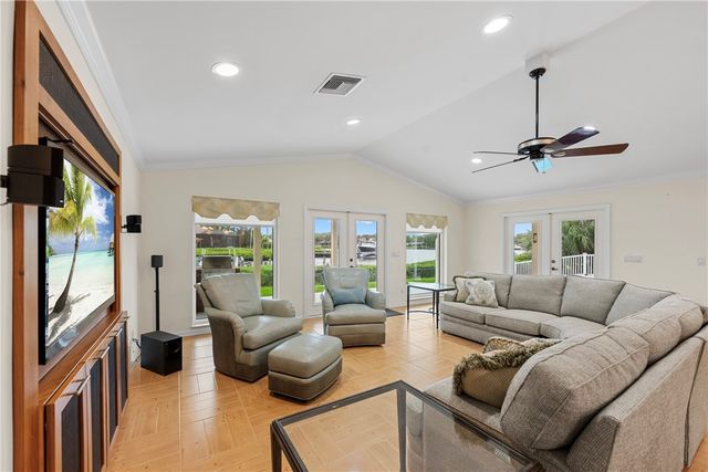 69 Cache Cay Drive, Vero Beach, FL 32963