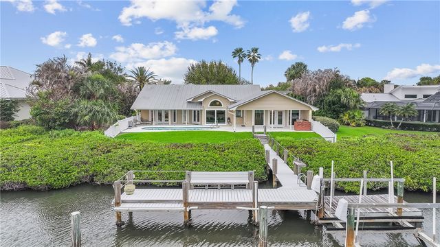 69 Cache Cay Drive, Vero Beach, FL 32963