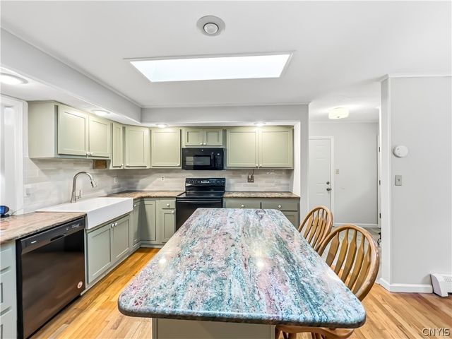 7904 Glenbrook Drive, Lysander, NY 13027