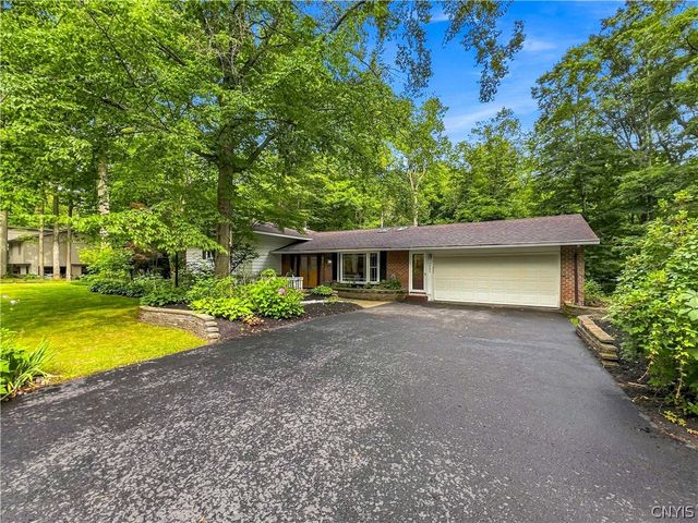 7904 Glenbrook Drive, Lysander, NY 13027