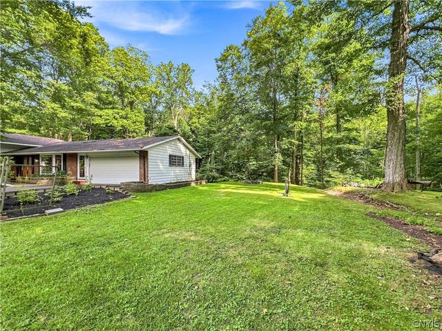 7904 Glenbrook Drive, Lysander, NY 13027