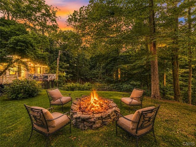 7904 Glenbrook Drive, Lysander, NY 13027