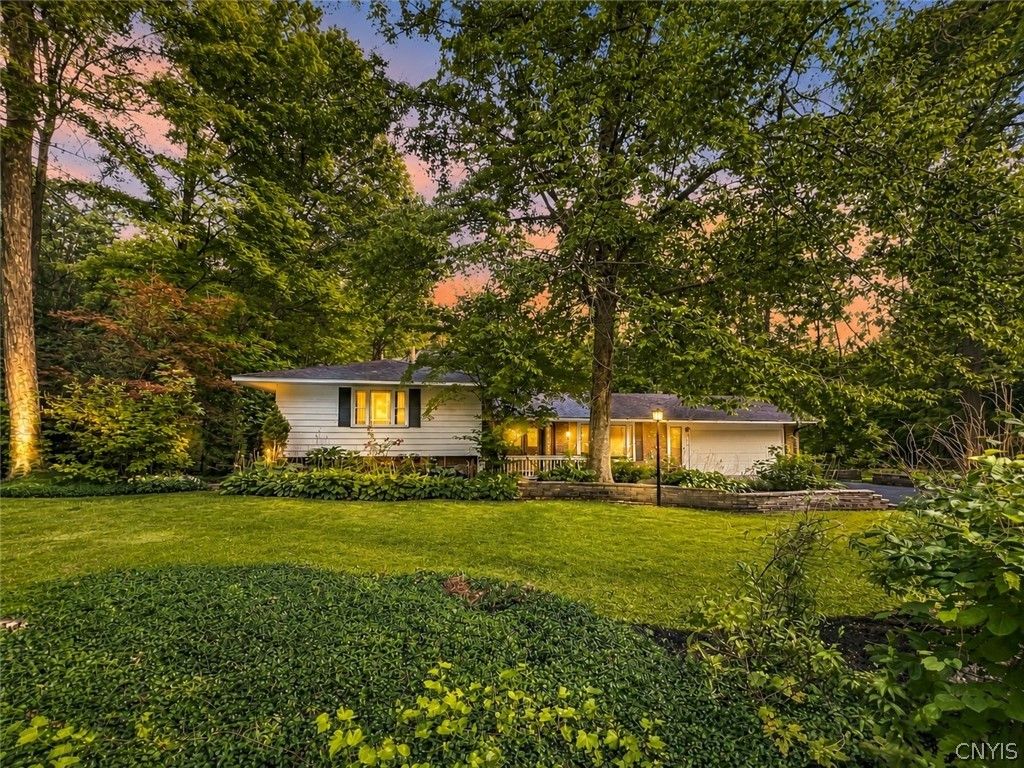 7904 Glenbrook Drive, Lysander, NY 13027