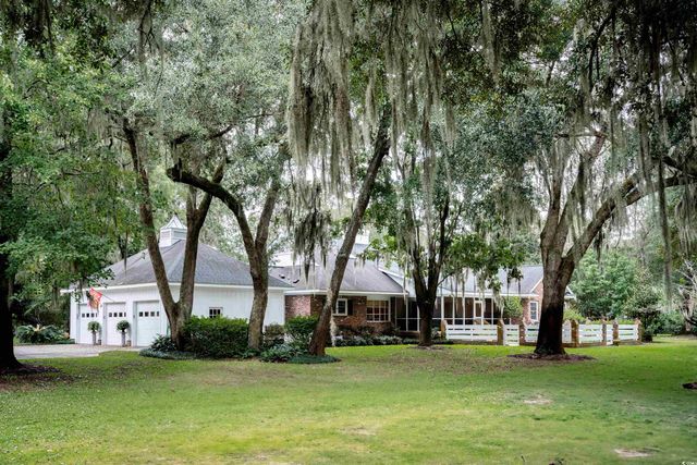 1259 Oatland Lake Rd., Pawleys Island, SC 29585