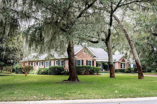 1259 Oatland Lake Rd., Pawleys Island, SC 29585