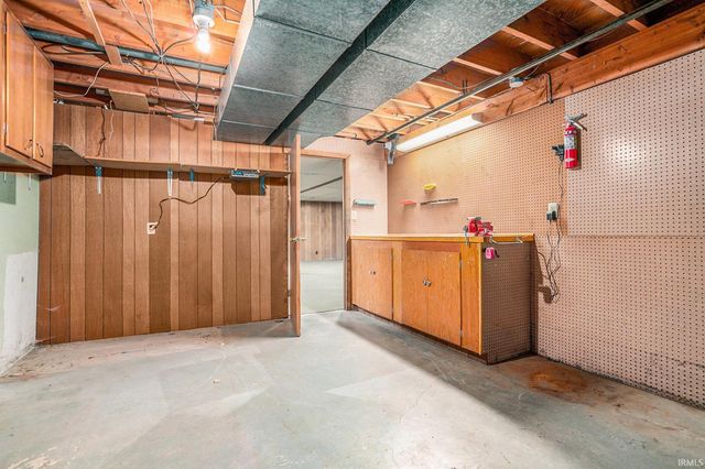 0175 N 010 W, Lagrange, IN 46761