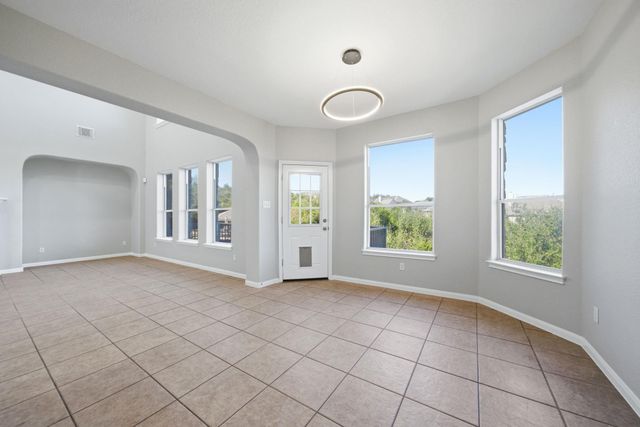 7404 Journeyville DR, Austin, TX 78735