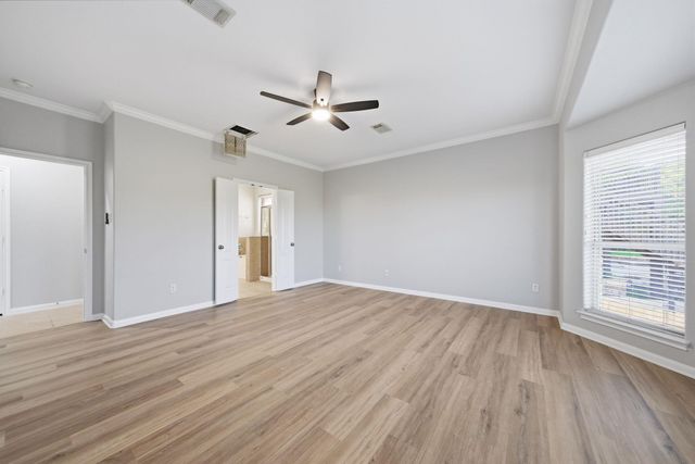 7404 Journeyville DR, Austin, TX 78735