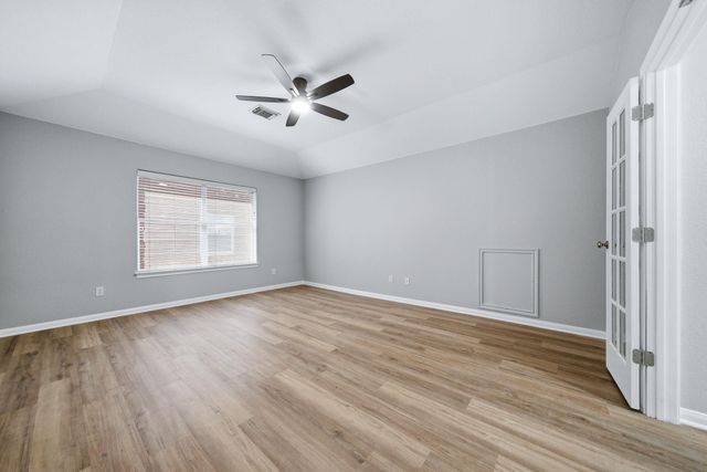 7404 Journeyville DR, Austin, TX 78735