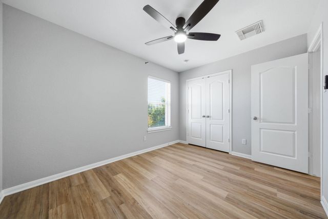 7404 Journeyville DR, Austin, TX 78735