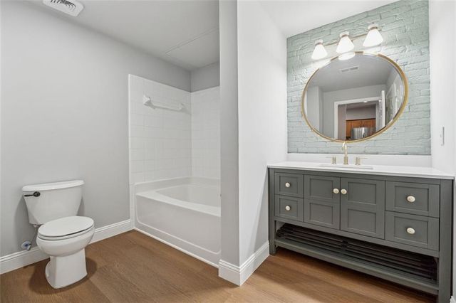 2700 PINE TREE Road NE 1115, Atlanta, GA 30324
