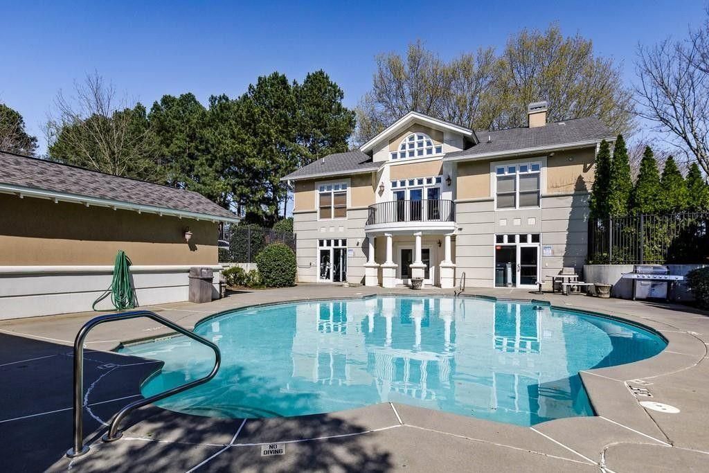 2700 PINE TREE Road NE 1115, Atlanta, GA 30324