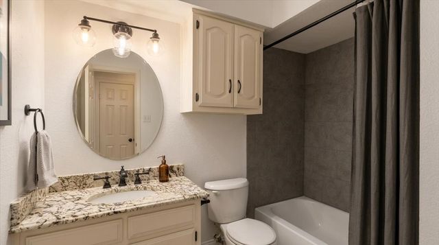 504 Bluebird Lane, Red Oak, TX 75154