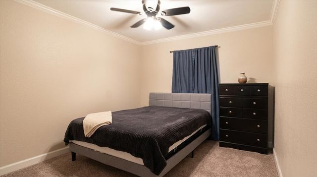 504 Bluebird Lane, Red Oak, TX 75154