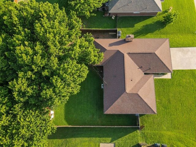 504 Bluebird Lane, Red Oak, TX 75154