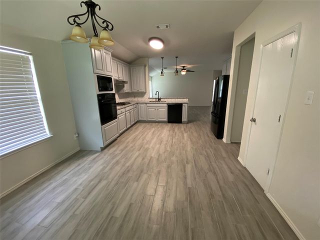 3927 Braden Drive N, Houston, TX 77047