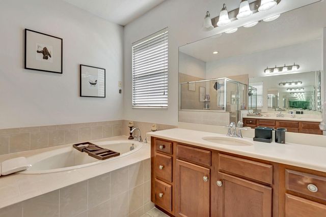 6838 44TH TERRACE E, Bradenton, FL 34203