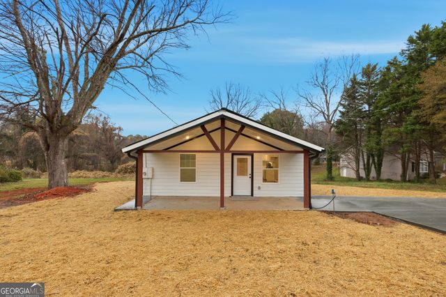 1499 E Tugalo Street, Toccoa, GA 30577