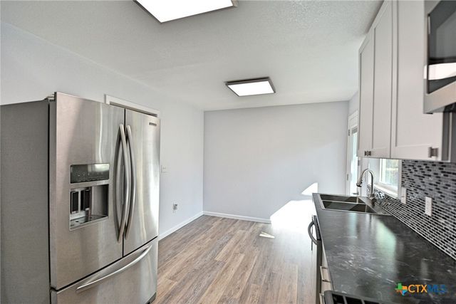571 W Merriweather Street, New Braunfels, TX 78130