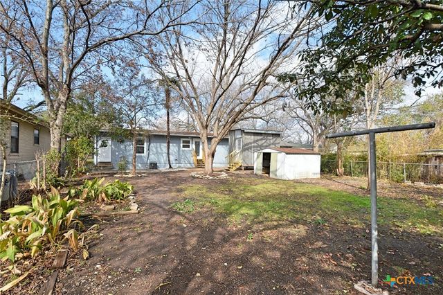 571 W Merriweather Street, New Braunfels, TX 78130