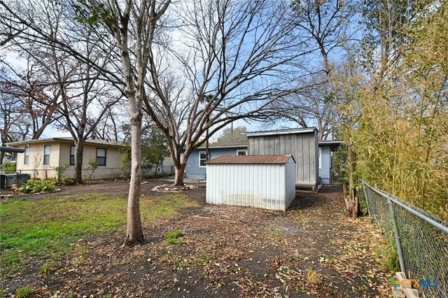 571 W Merriweather Street, New Braunfels, TX 78130