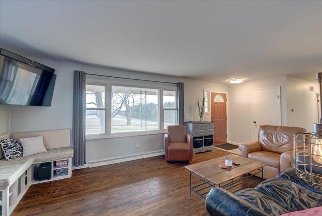 2315 Spring Rose Road, Verona, WI 53593