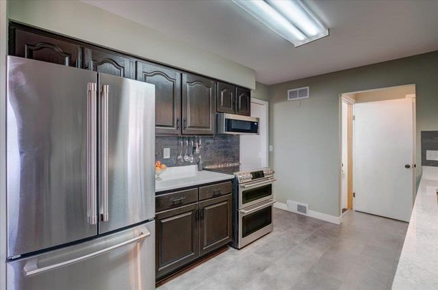 2315 Spring Rose Road, Verona, WI 53593