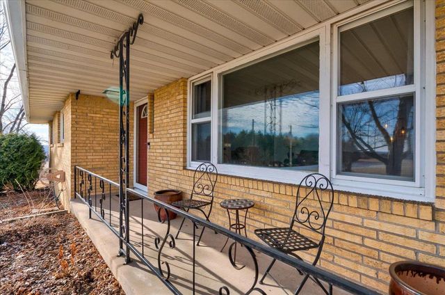 2315 Spring Rose Road, Verona, WI 53593