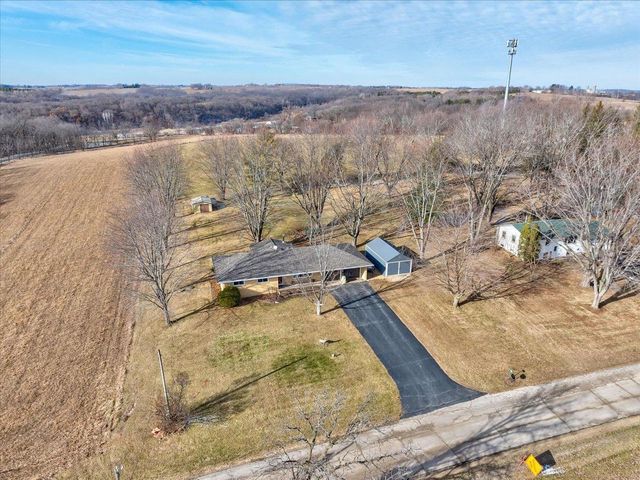 2315 Spring Rose Road, Verona, WI 53593