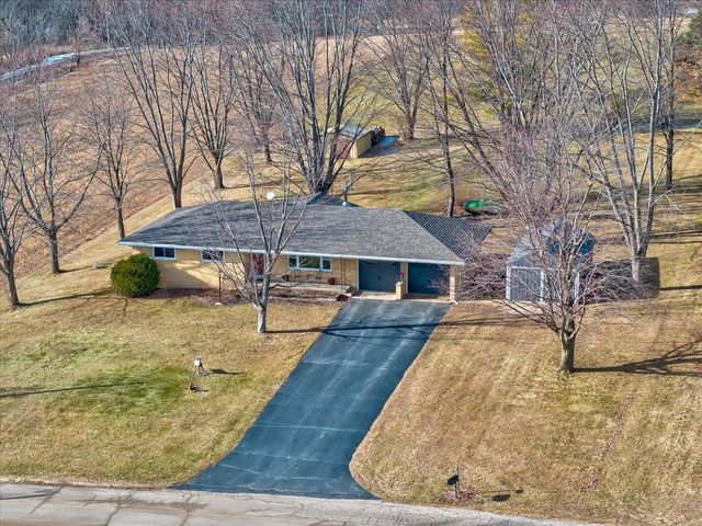 2315 Spring Rose Road, Verona, WI 53593