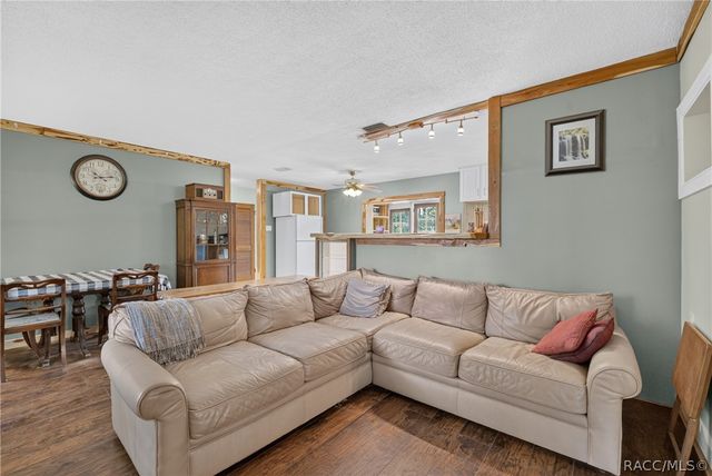 18240 SW 31st Street, Dunnellon, FL 34432