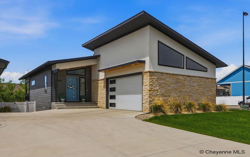 3660 RED FEATHER TR, Cheyenne, WY 82001
