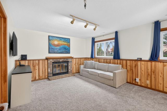 9349 Indian Boulevard S, Cottage Grove, MN 55016