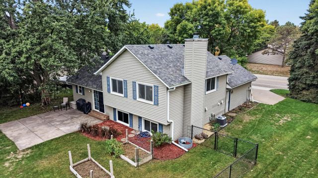 9349 Indian Boulevard S, Cottage Grove, MN 55016
