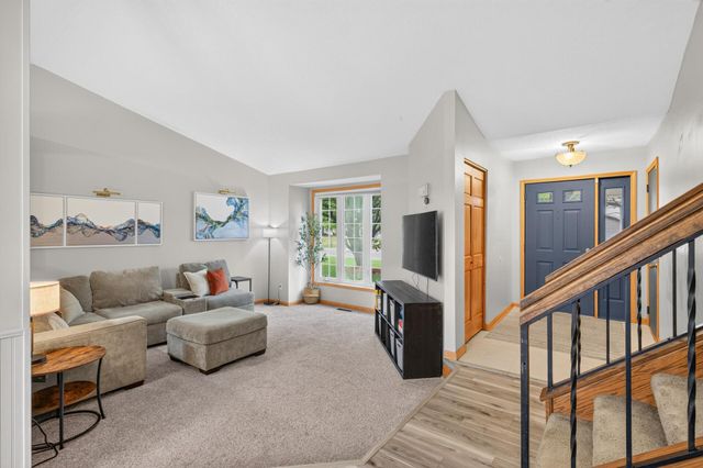 9349 Indian Boulevard S, Cottage Grove, MN 55016