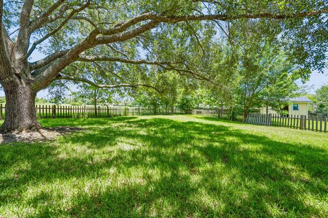 2508 Knoxville Drive, League City, TX 77573