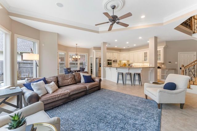 22 Day Lily Place, The Woodlands, TX 77381