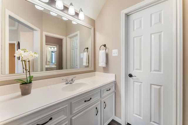 22 Day Lily Place, The Woodlands, TX 77381