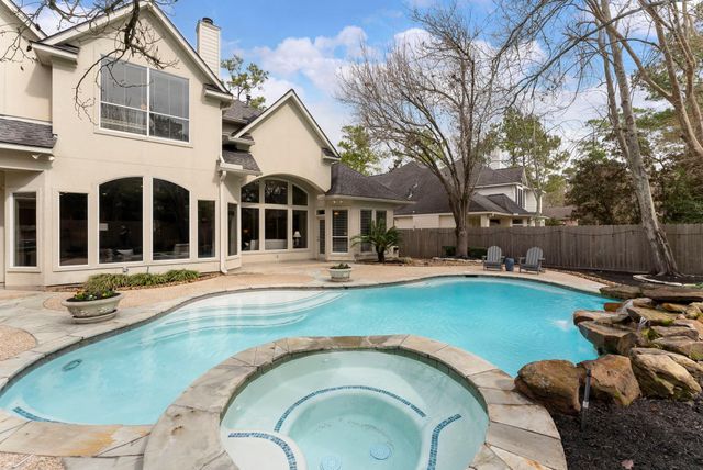 22 Day Lily Place, The Woodlands, TX 77381